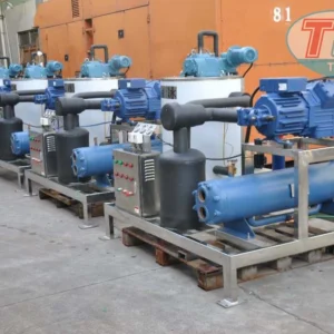 LÀM ĐÁ BẰNG NƯỚC BIỂN 1T -2T-3T-5T-10 TẤN 24 GIỜ
