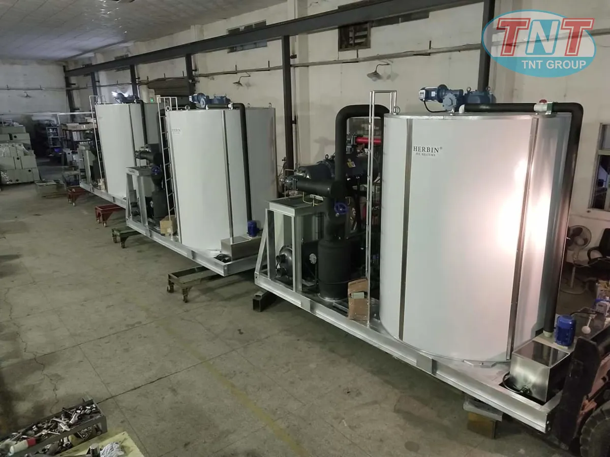 MÁY ĐÁ VẢY 40 TẤN 24 GIỜ - Ảnh 9