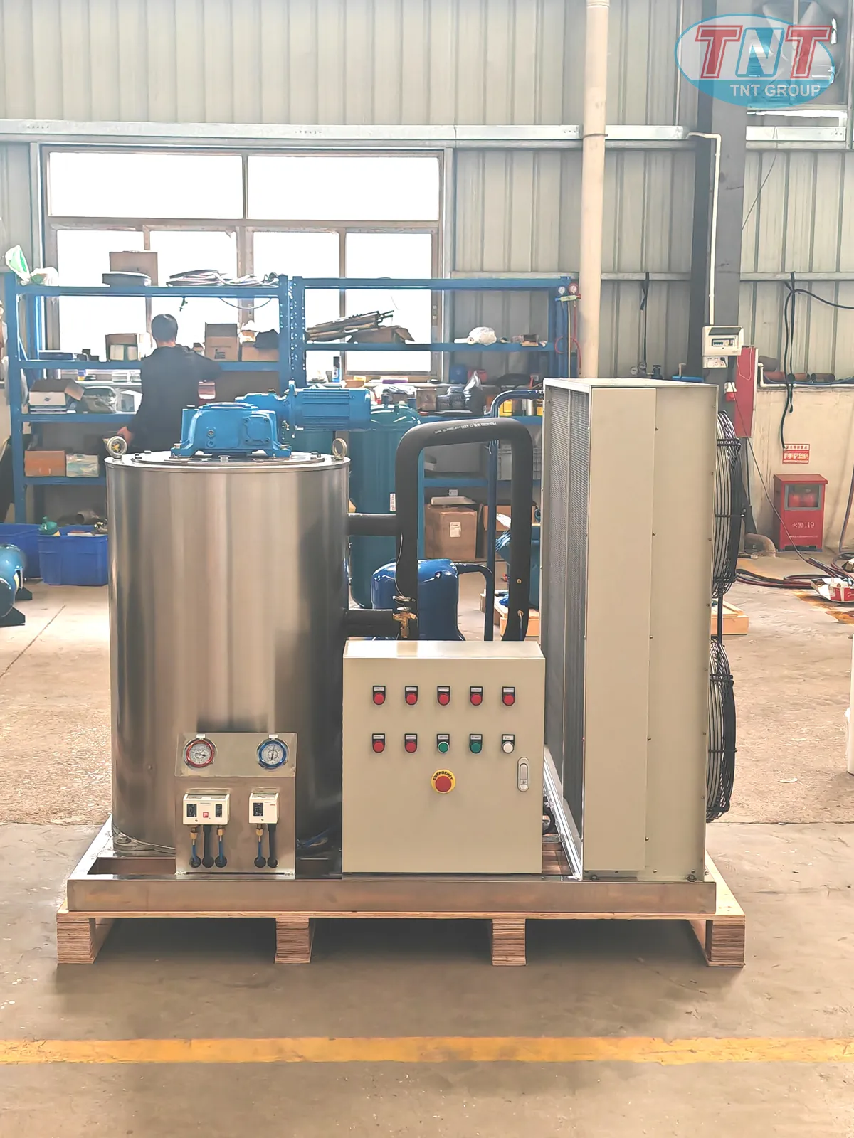Máy đá vảy 2000kg 24 giờ ( 2 tấn đá) - Ảnh 8